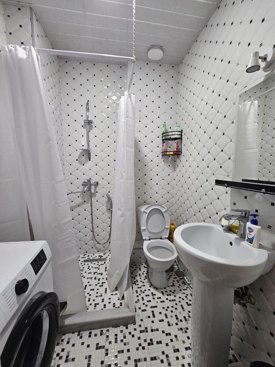 Flat Διαμέρισμα Μπατούμι Εξωτερικό φωτογραφία